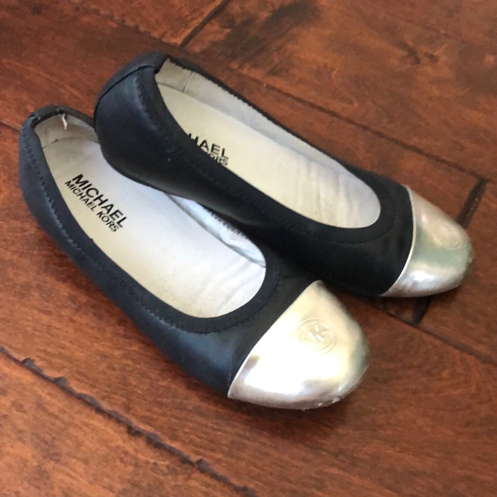Michael Kors black and Gold flats size 3